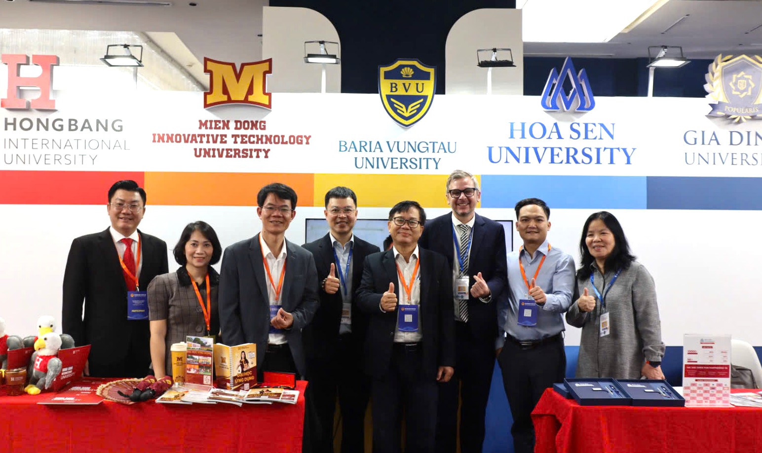 CẦN THAY ĐỔI TƯ DUY ĐÀO TẠO VÀ CÁCH ĐÁNH GIÁ KHI ĐƯA AI VÀO ĐẠI HỌC
