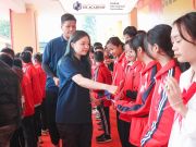 Hoạt động thiện nguyện không chỉ mang lại lợi ích cho cộng đồng mà còn là cơ hội tuyệt vời để các em hiểu rõ hơn về giá trị của việc đóng góp và chia sẻ. 