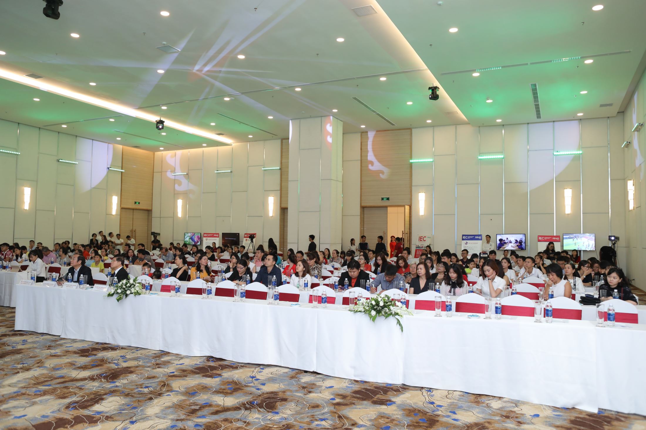 Overview of the workshop “Explore the education ecosystem in the international education city” held by NHG