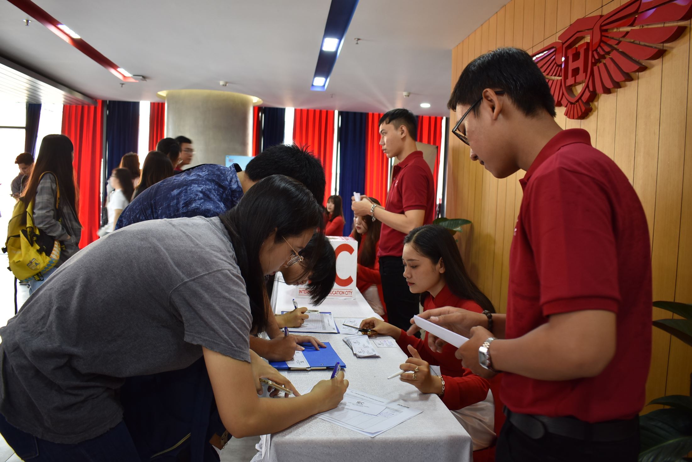 Candidate registering to join the “Job Fair” event