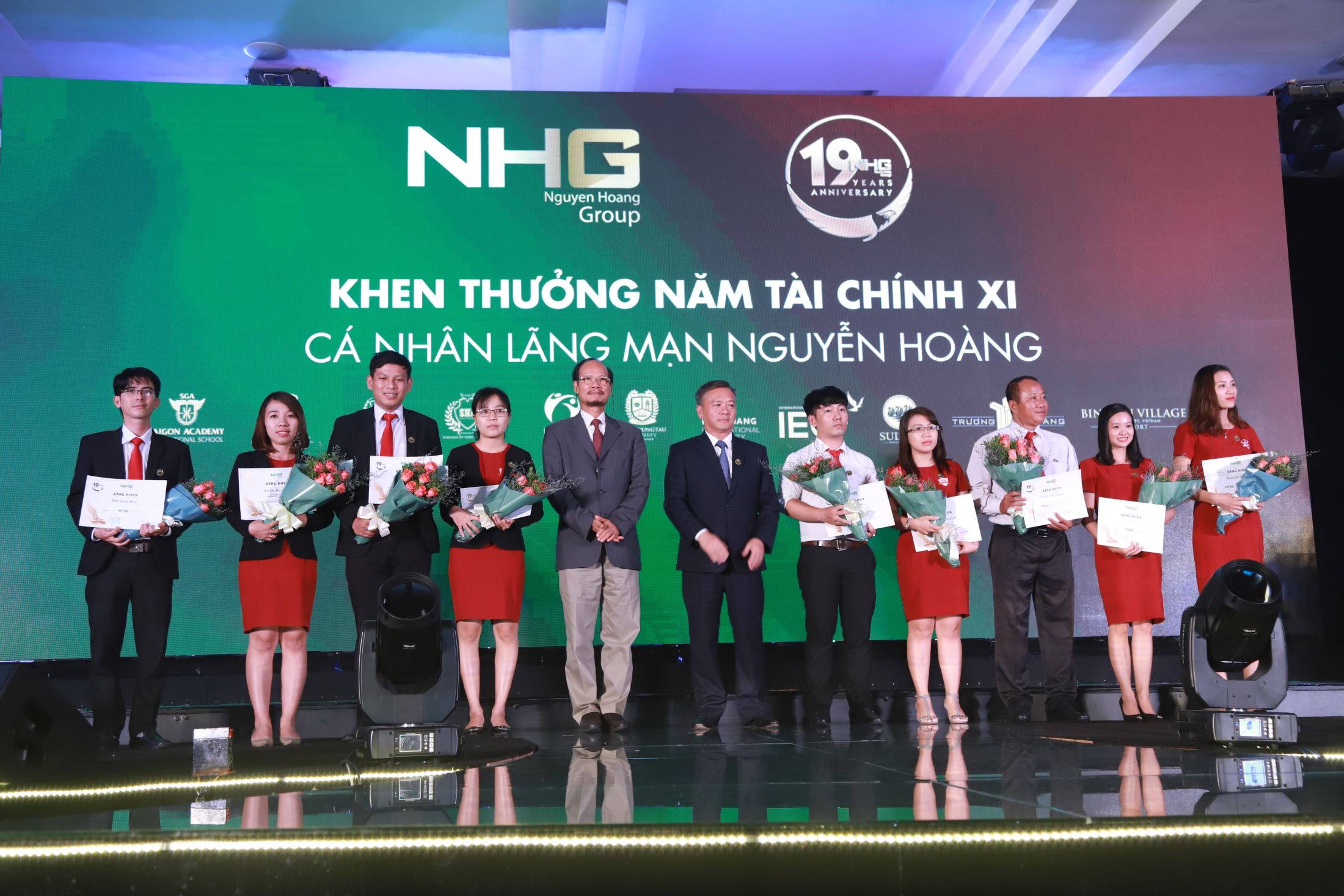 Awarding “Romance” prize for individuals having many contributions in financial year XI.