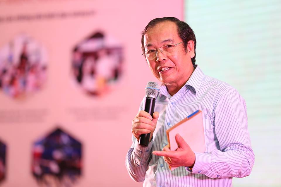 According to Dr.Do Manh Cường - Permanent member of Education Council and Academic Director of Nguyen Hoàng Group (NHG), Nguyen Hoang Education System has established “Reading Culture” to nurture students’ spirit, helping them become comprehensively educated individuals