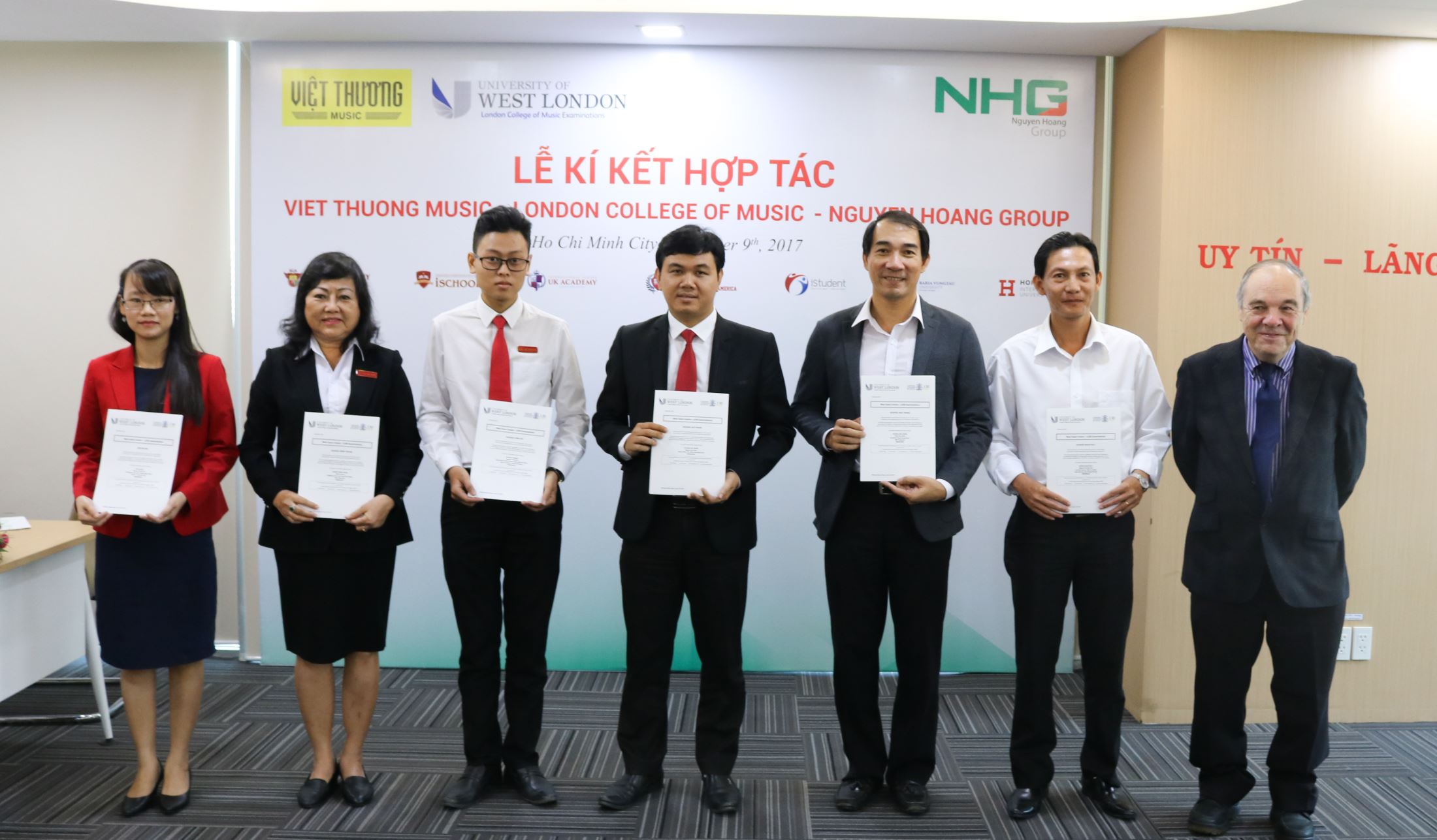 Representatives of NHG's member schools received LCME Certificate at the event