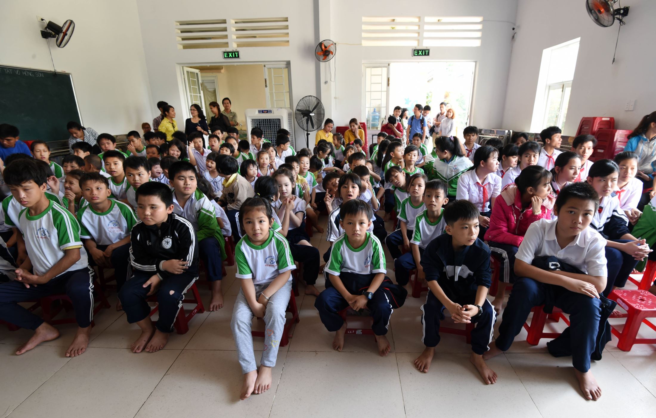 Vo Hong Son Center for Children with Special Needs is now bringing up 131 disabled children in difficult circumstances in Quang Ngai Province