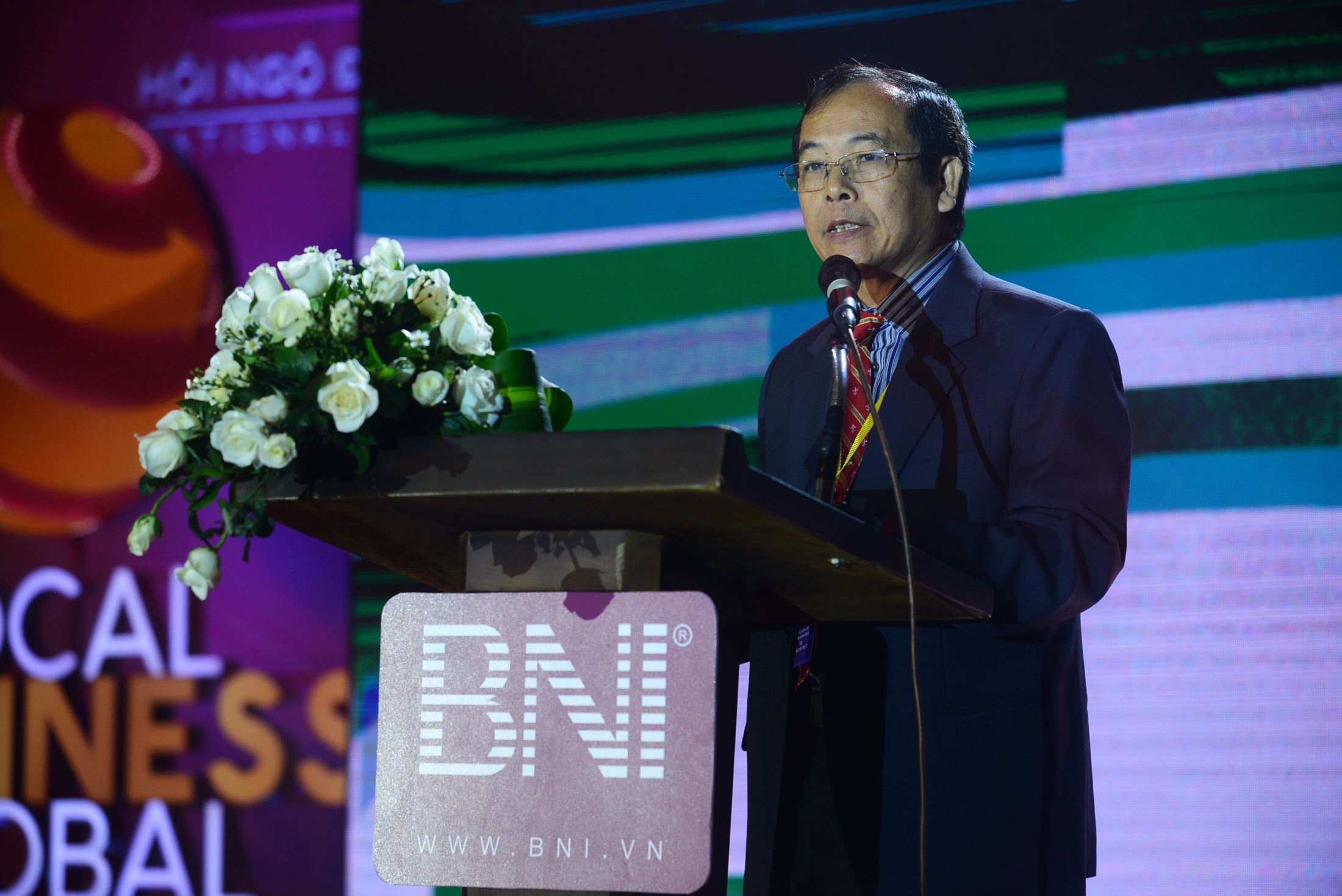 Dr. Do Manh Cuong, Academic Director cum Permanent Member of NHG education council, made speech at the event