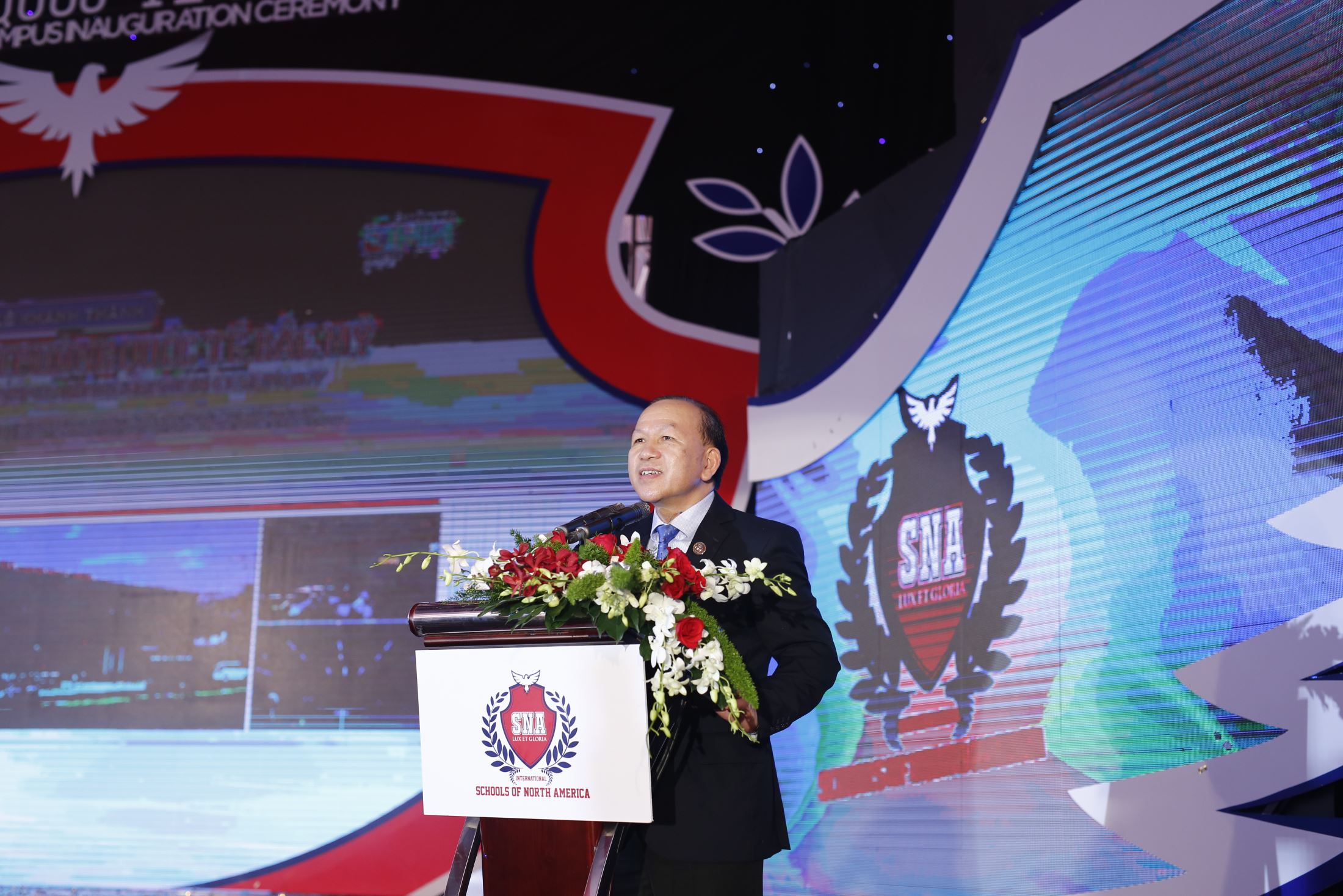 Dr. Ha Huu Phuc - Director of the Ministry of Education and Training's Representative Office in Ho Chi Minh City made speech at the ceremony