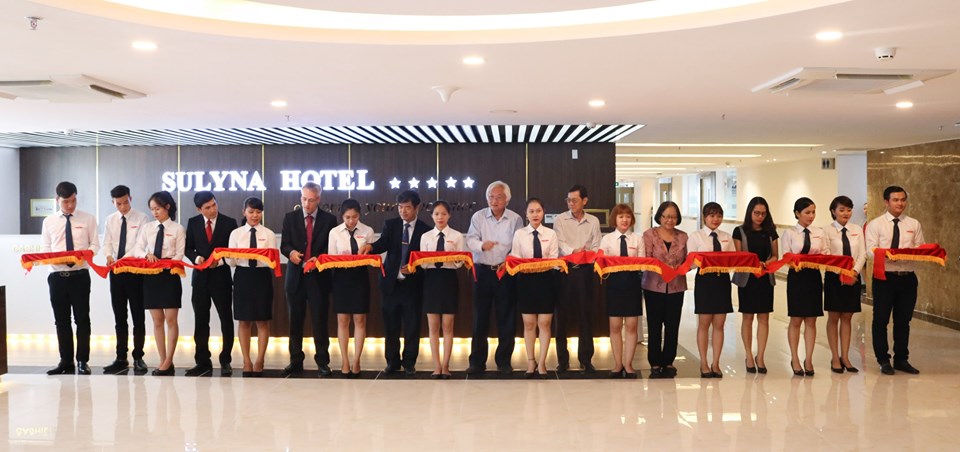 The delegates cut the ribbon to mark the inauguration of the 5-star Sulyna Hotel and Tourism Practice Complex