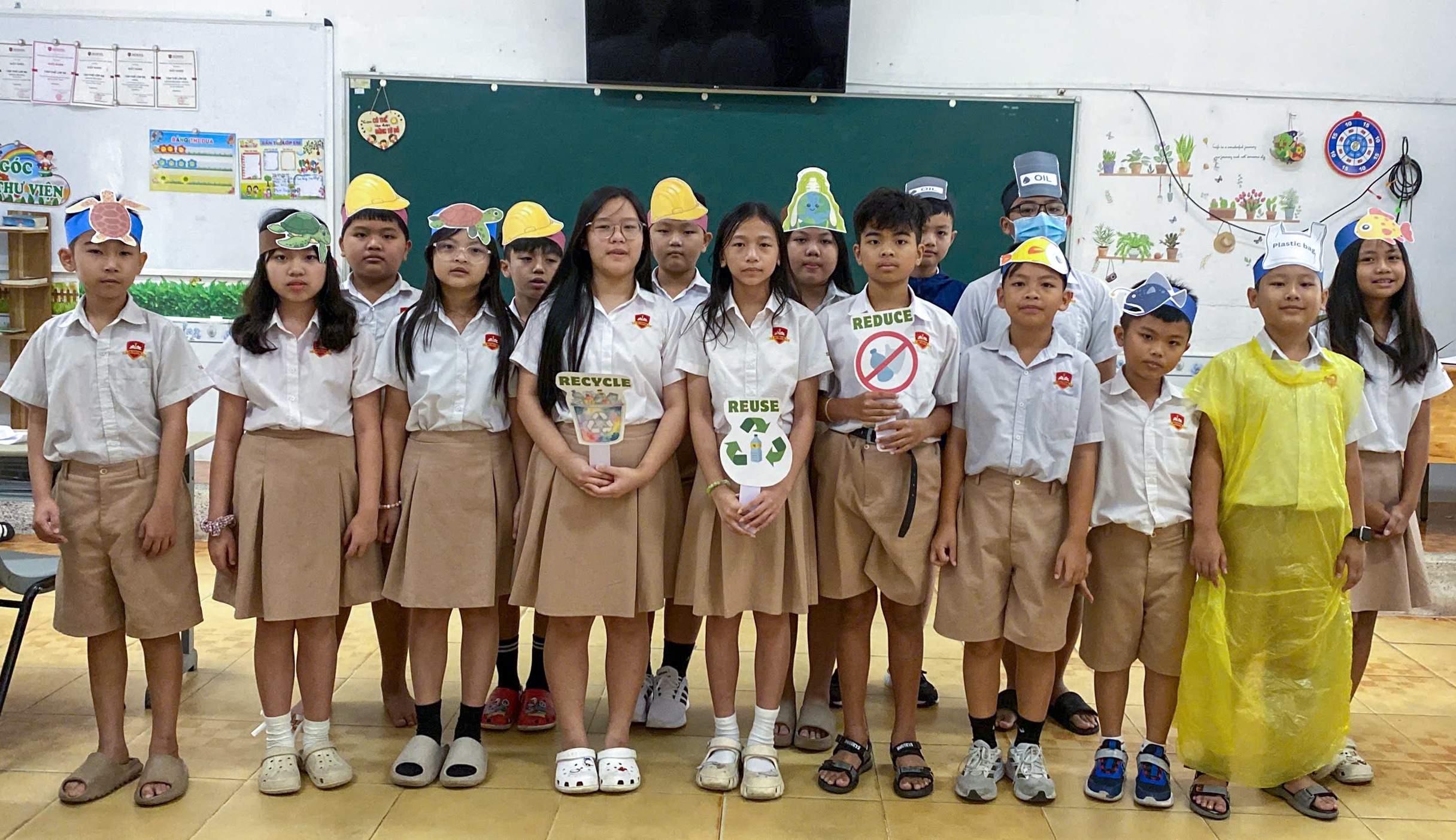 DỰ ÁN MÔI TRƯỜNG CỦA iSCHOOL SÓC TRĂNG CHINH PHỤC GIẢI THƯỞNG TRƯỜNG HỌC LÀNH MẠNH AIA