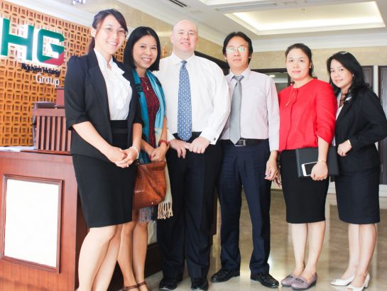 Leaders of NHG welcomed Sir Neil James, the British Deputy Consul General, visiting the group office on June 8th, 2016