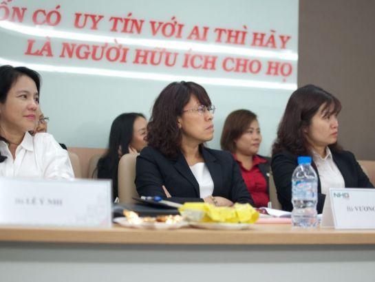 The seminar "Strategic Thinking for leadership & management - Access to ideas & new business model" by Professor. Augustine Ha Ton Vinh
