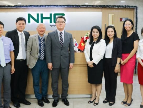 On December 19th, 2016, NHG International relations team met with Korean University Konkuk, headed by Mr. Chan Hee Park, Vice President of Foreign Affair. The discussion centered on building a complete strategic cooperation between Konkuk and NHG