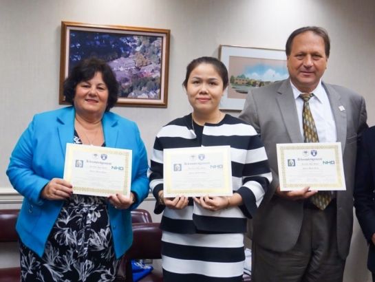 Mrs. Hoang Nguyen Thu Thao, CEO of NHG, Mr. Mark Ferrara, Greenville Superintended and Mrs. Cecilia H.Yauger, CEO of ASG signed an MOU for NHG – Greenville High School – NSG to become sister institutions