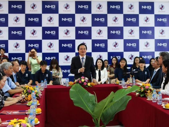 Prof. Phung Xuan Nha – Minister of Education and Training visited BVU & UKA on March, 14th, 2017.