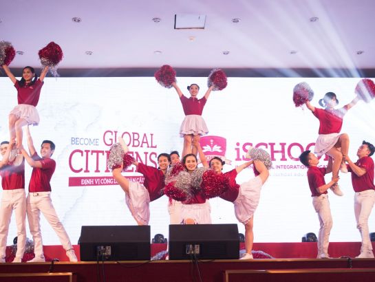 Performance of iSchool students in the traditional song “Be Yourself”.