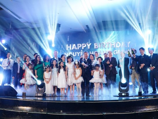 Toasting ceremony to celebrate NHG’s 19 years-old.