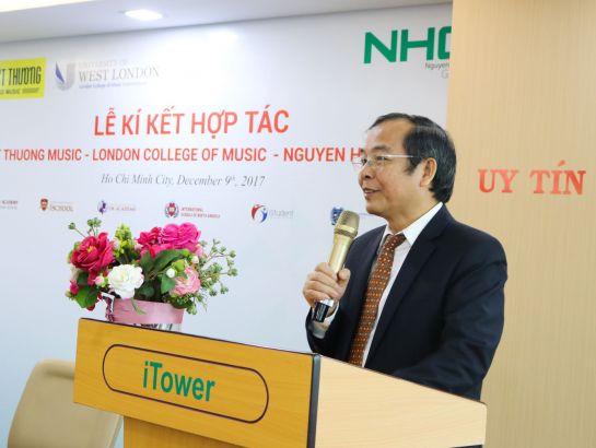 "Only love and clean conscience can bring people happiness. Music is the fruit of love. NHG not only wants to equip our students with knowledge but also to nurture them a beautiful soul. Music is an important element of the Group's philosophy of education." said Dr. Do Manh Cuong, Permanent Member of NHG’s Education Council cum NHG’s Academic Director.