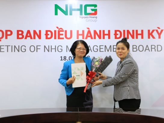 Dr. Vu Phuong Anh, the former director of Center for Quality Assurance and Assessment at VNU-HCMC officially takes the positions of Director of EQAD cum Deputy Chairman of EQAC.