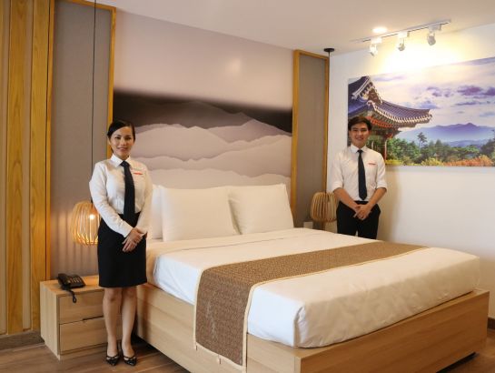 The 5-star Sulyna Hotel promises to fill the gap between theory and reality in university lectures.