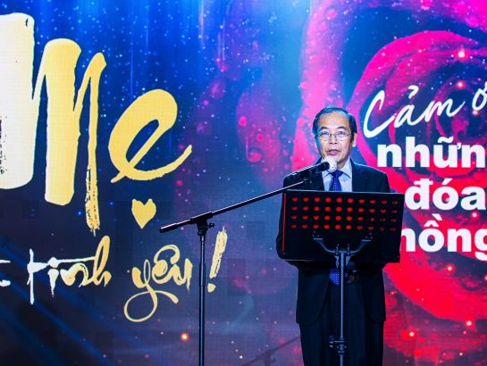 Dr. Do Manh Cuong, NHG Deputy CEO, delivers a speech at the program.