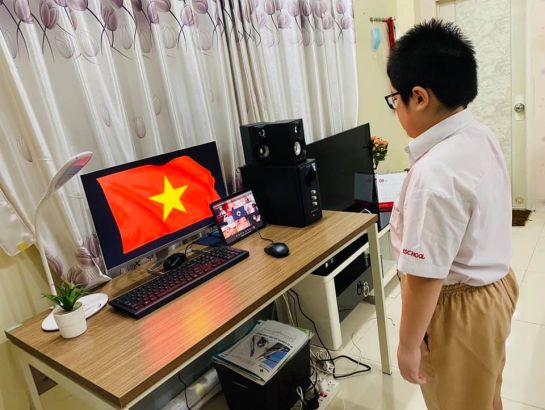iSchool students are  very pleased with the online new school year opening ceremony