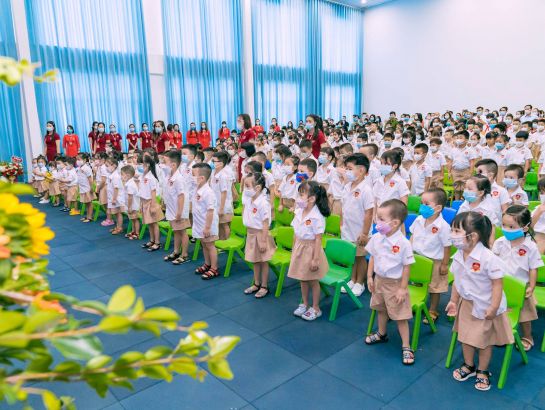 iSchool Cẩm Phả là một trong số ít đơn vị được tổ chức Lễ khai giảng trực tiếp