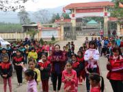 SGA teachers and students on charity trip to Quang Binh, November 2016.