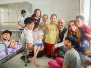 The moment of love and happiness in SNA visit at Hoa Binh Village
