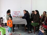 After knowing the news that there was 2 members of a family passed away because of the flood in Quang Tri, iSchool integration international school Quang Tri decided to support this family by giving 100% free of tuition fee for their 3 children.