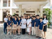 Chuyến thăm và trao quà tại mái ấm Thiên Thần giúp các em học sinh Hệ thống giáo dục Nguyễn Hoàng học tập và thực thi bài học yêu thương