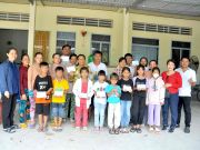 Phần lớn các em là học sinh cấp 1, còn rất nhỏ tuổi nhưng phải trải qua nhiều khó khăn trong học tập lẫn cuộc sống. 
