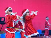 Music came alive through the talent and emotions of UKA Gia Lai students, with each performance delivering a heartfelt message of love and solidarity to the community.