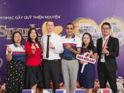 Radiant check-in moments of UKA Gia Lai students, parents, and teachers, capturing a memorable night of love, unity, and hope.